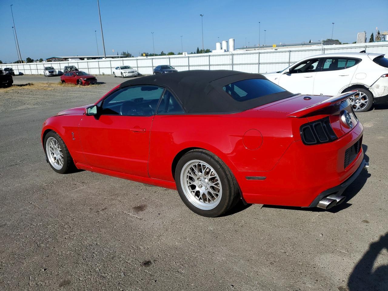2010 Ford Mustang Shelby Gt500 - Фото 2