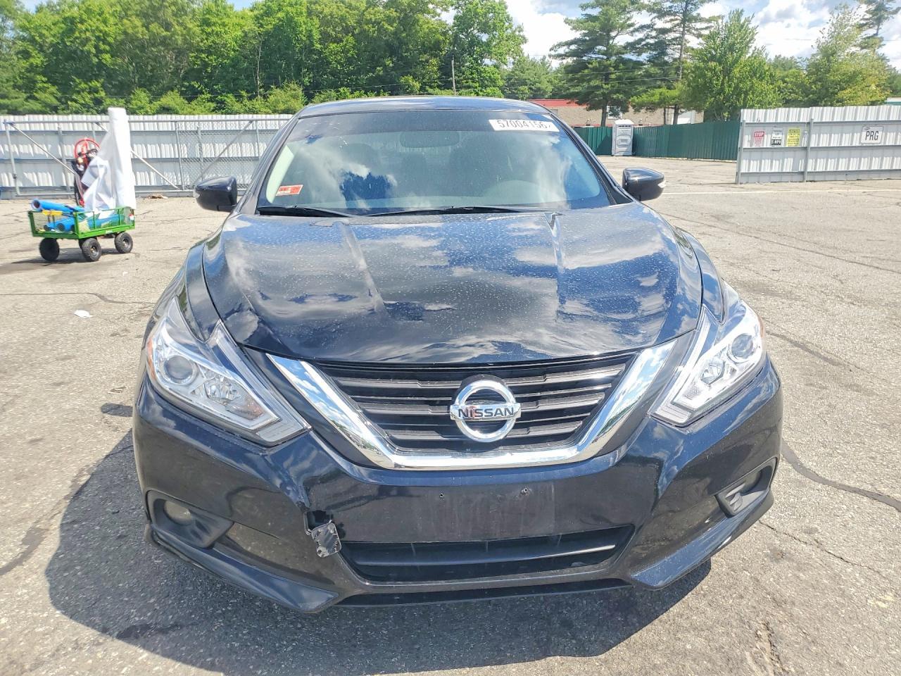 2017 Nissan Altima 2.5 - Image 5