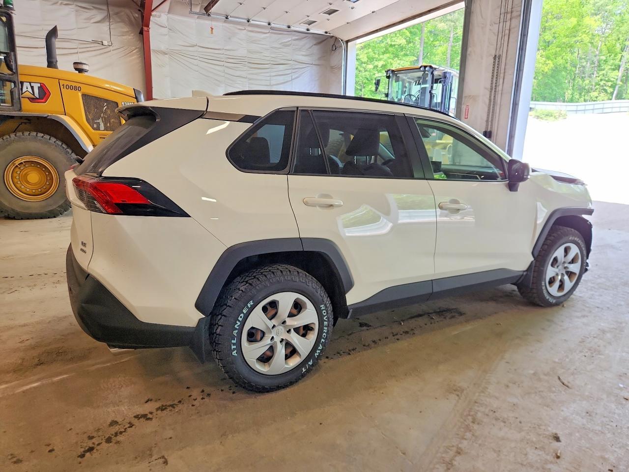 2019 Toyota Rav4 Le - Image 3