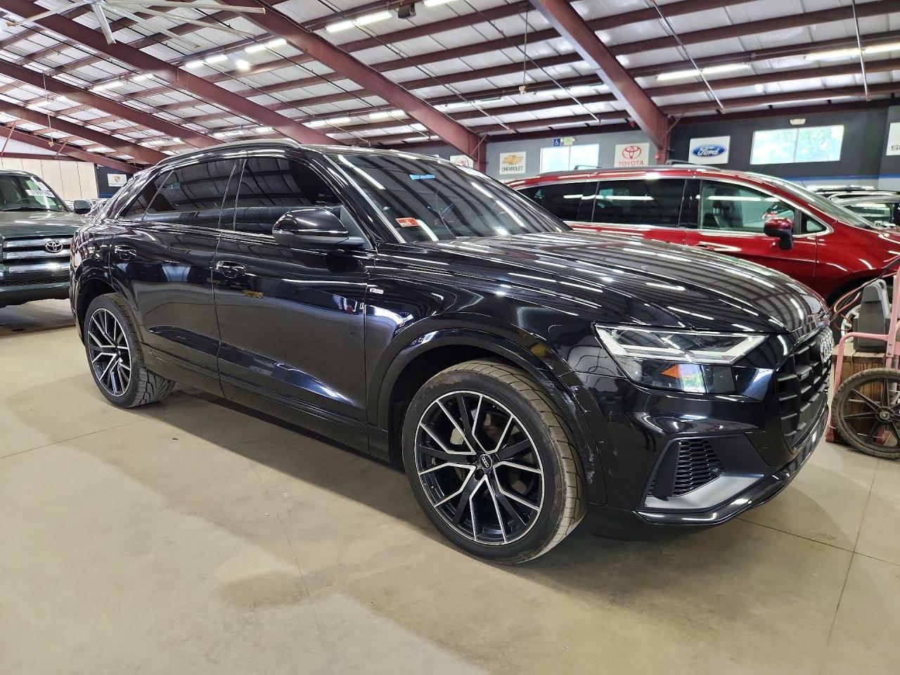 2019 Audi Q8 Progressiv S-Line - Image 4
