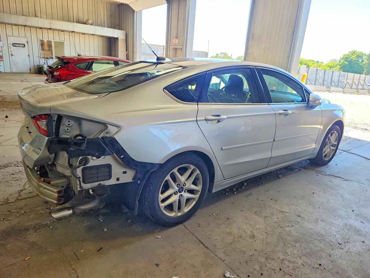 2016 Ford Fusion Se - Фото 3