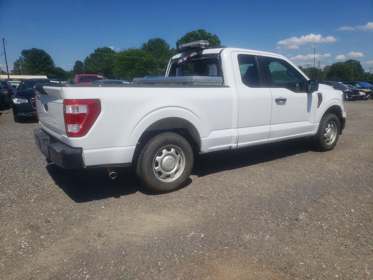2022 Ford F150 Super Cab - Image 3