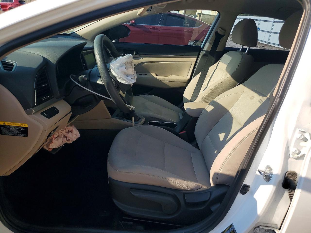 2017 Hyundai Elantra Se - Фото 7