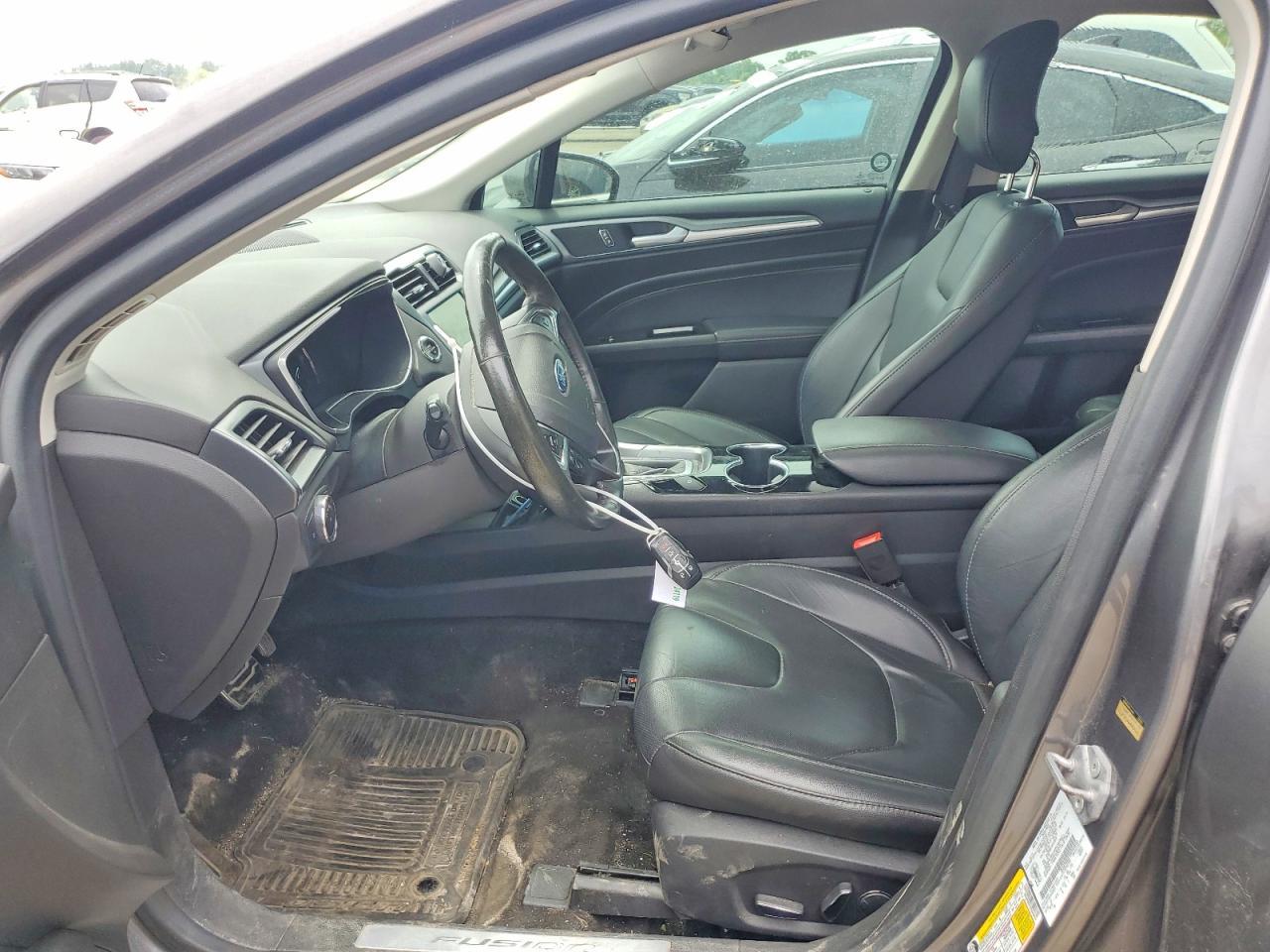 2014 Ford Fusion Titanium Hev - Image 7