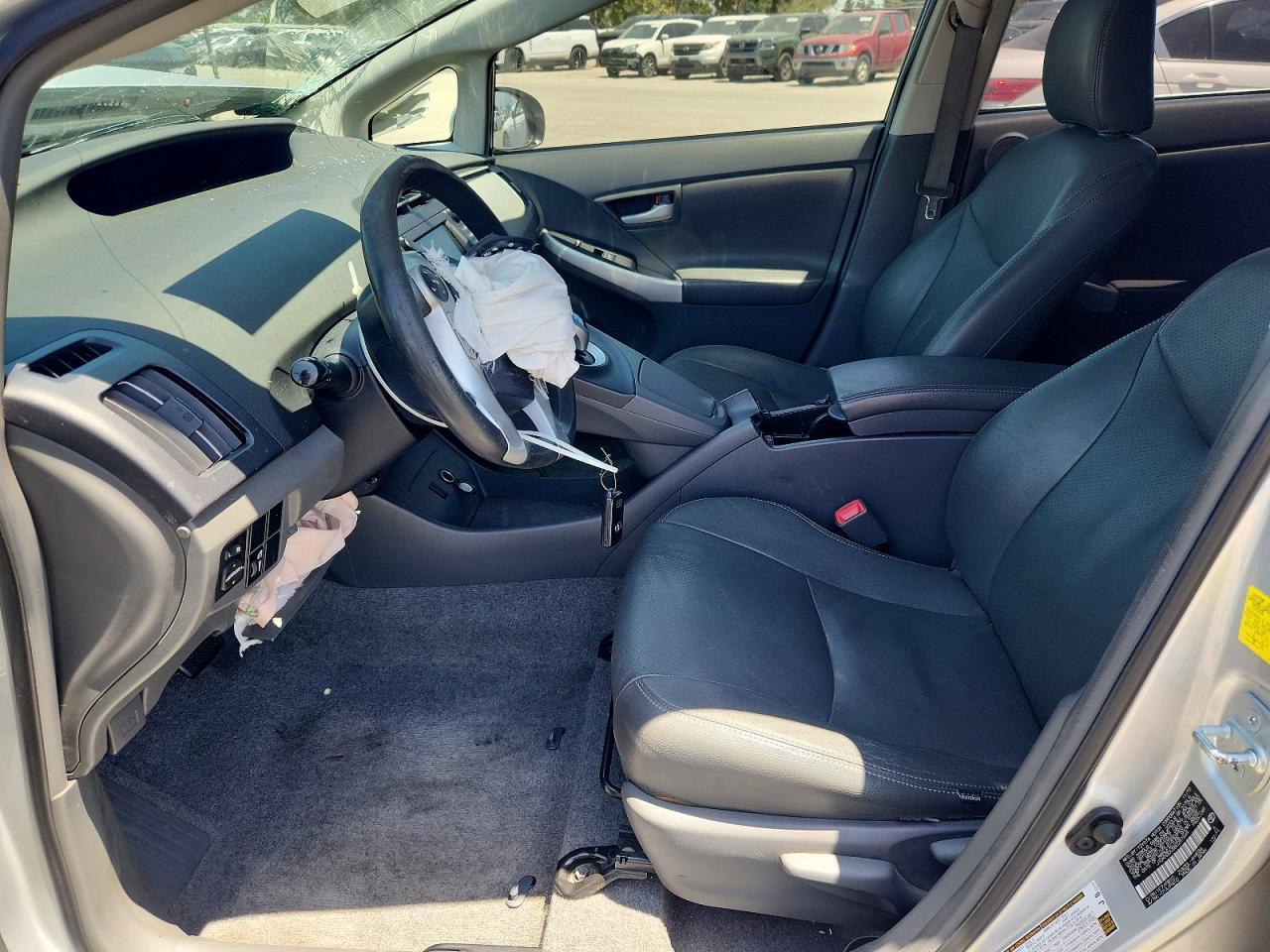 2011 Toyota Prius Three - Image 7