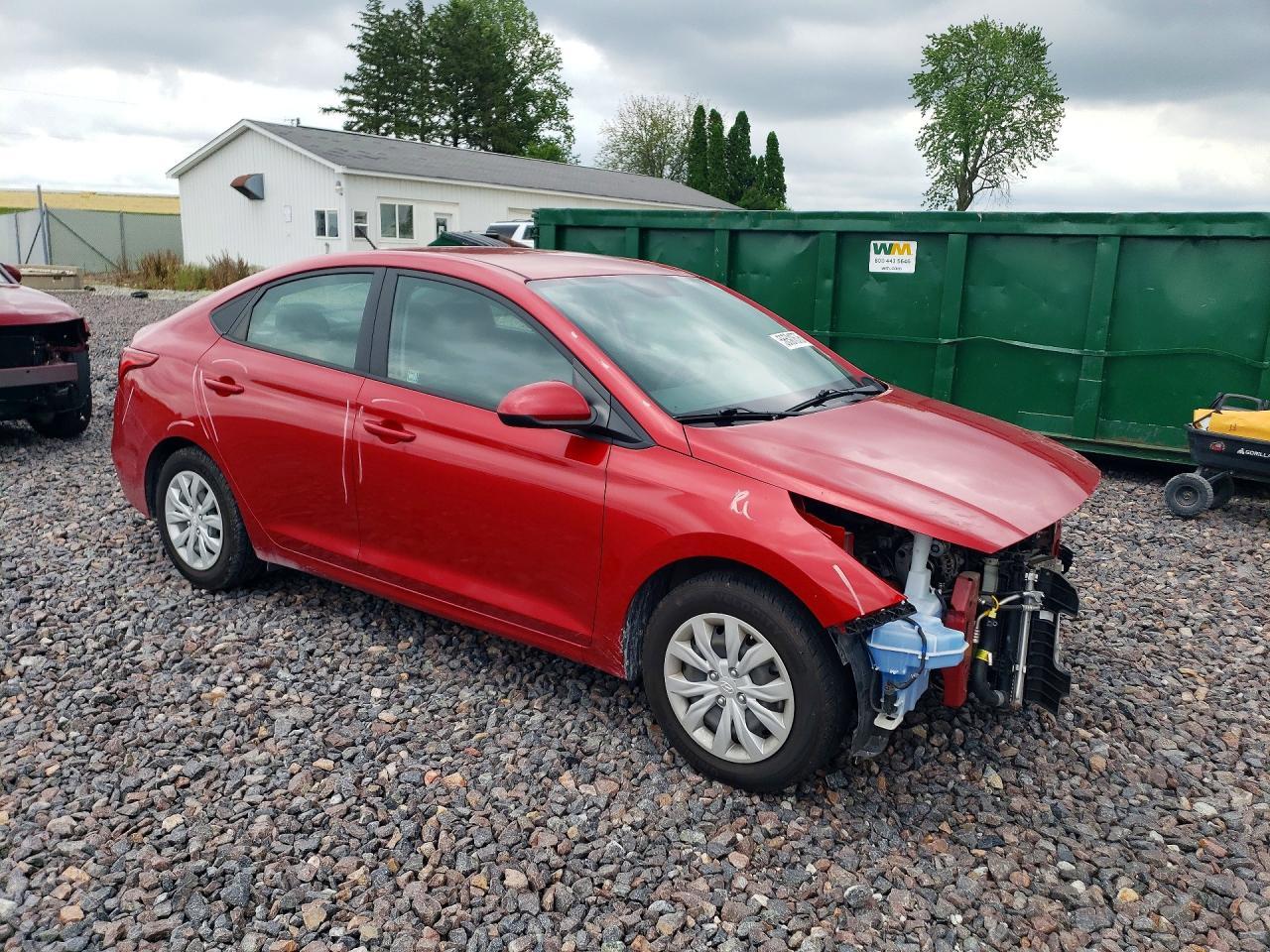 2021 Hyundai Accent Se - Фото 4