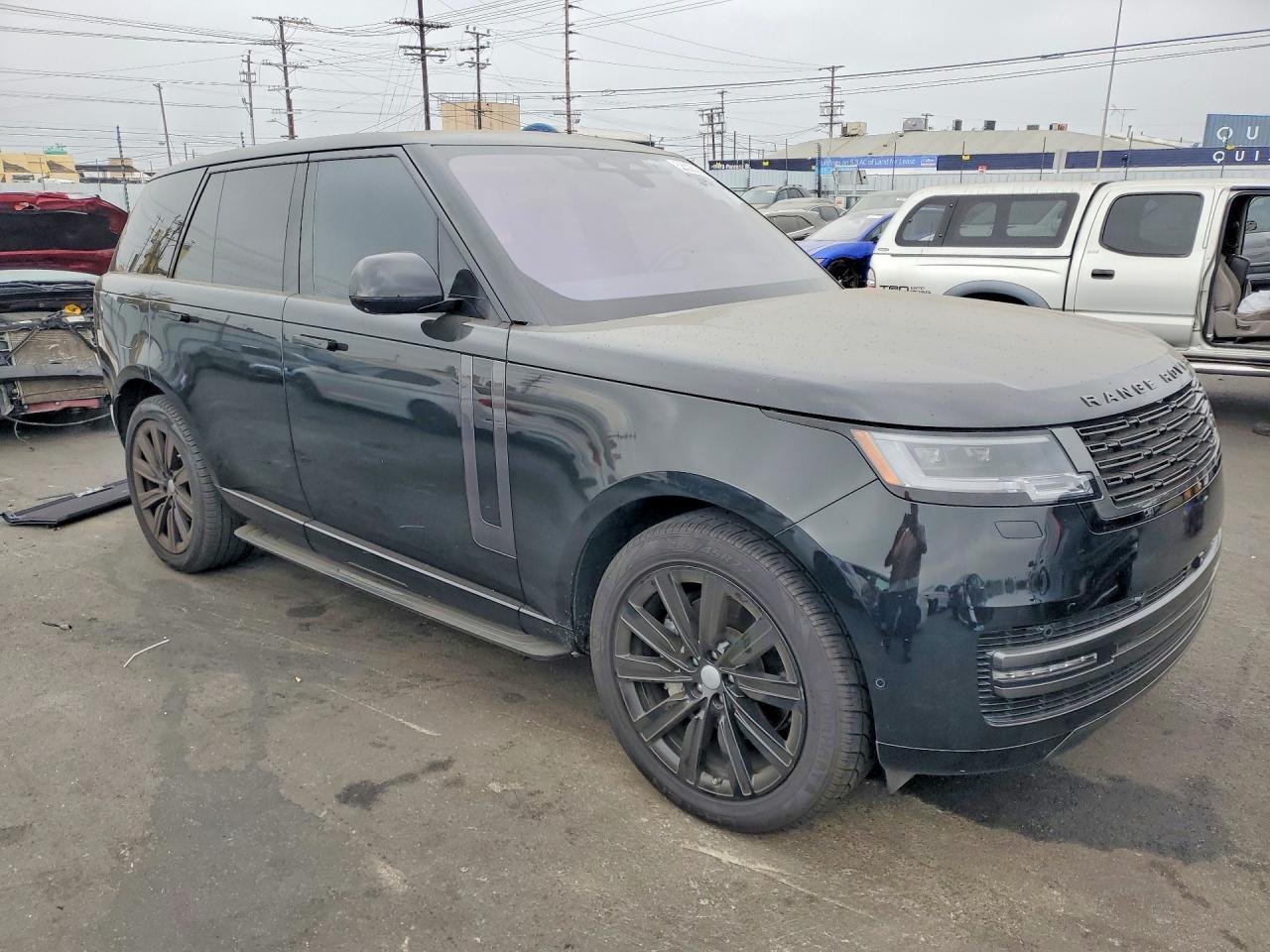 2023 Land Rover Range Rover Se - Image 4