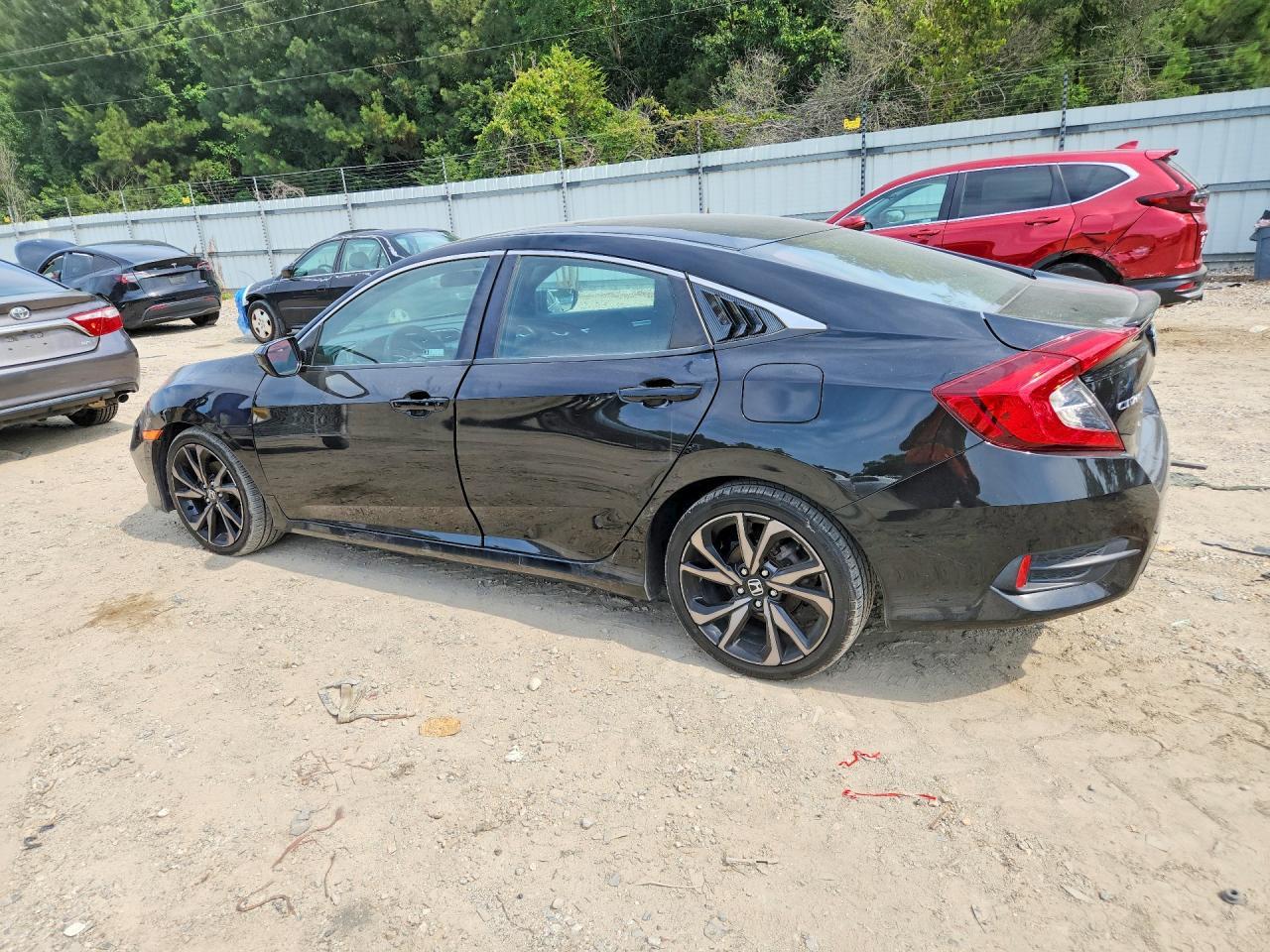 2019 Honda Civic Sport - Фото 2