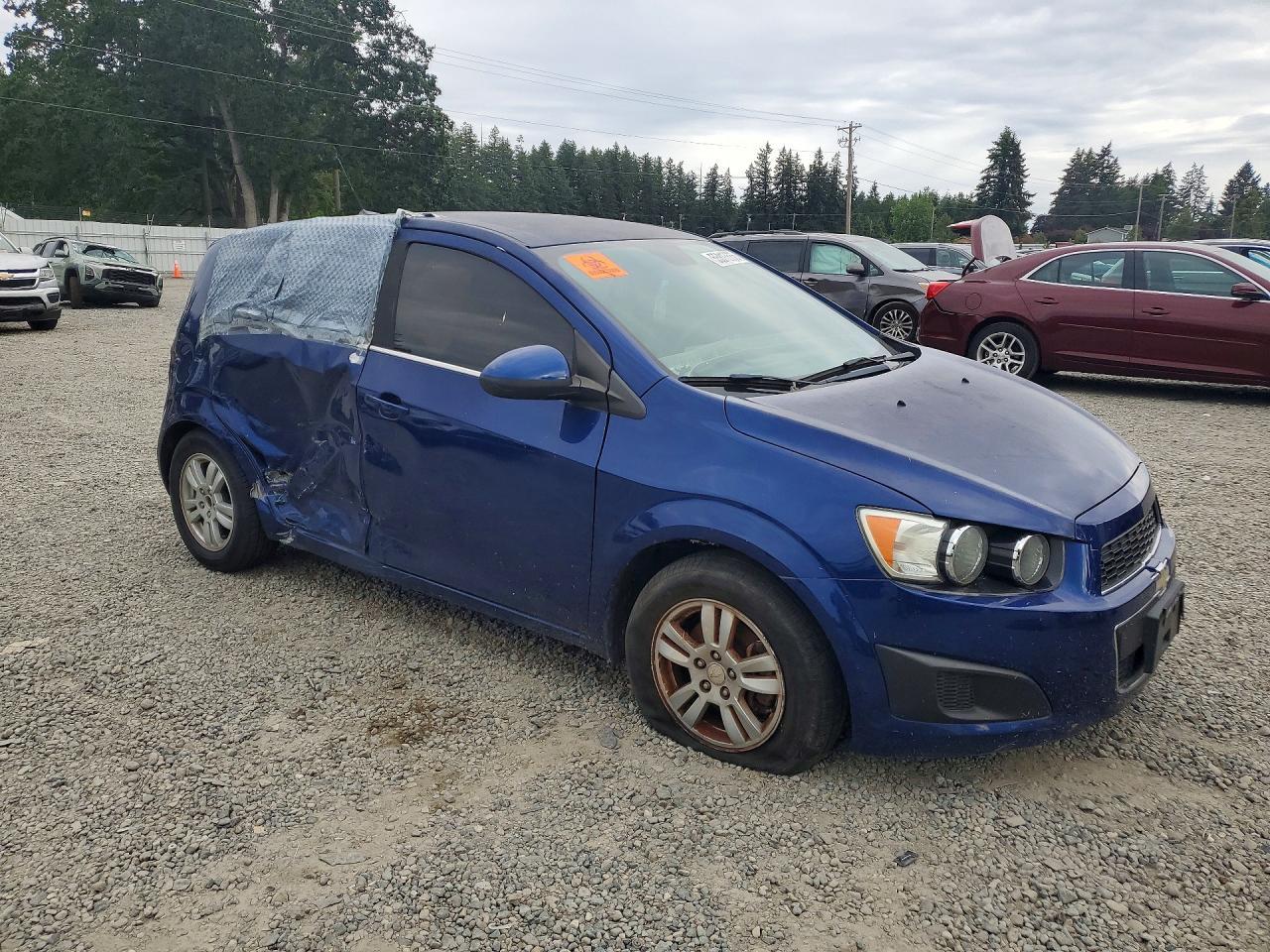 2014 Chevrolet Sonic Lt - Image 4