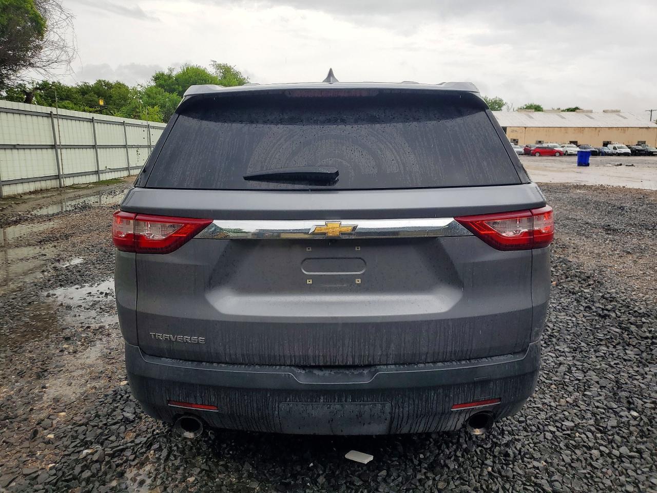 2019 Chevrolet Traverse Ls - Фото 6