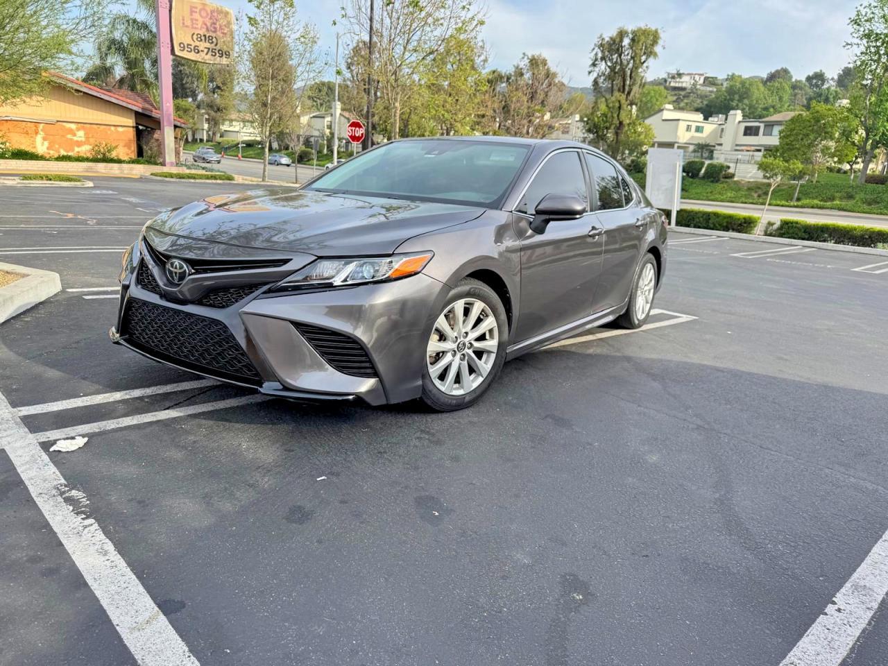 2019 Toyota Camry Le - Image 2
