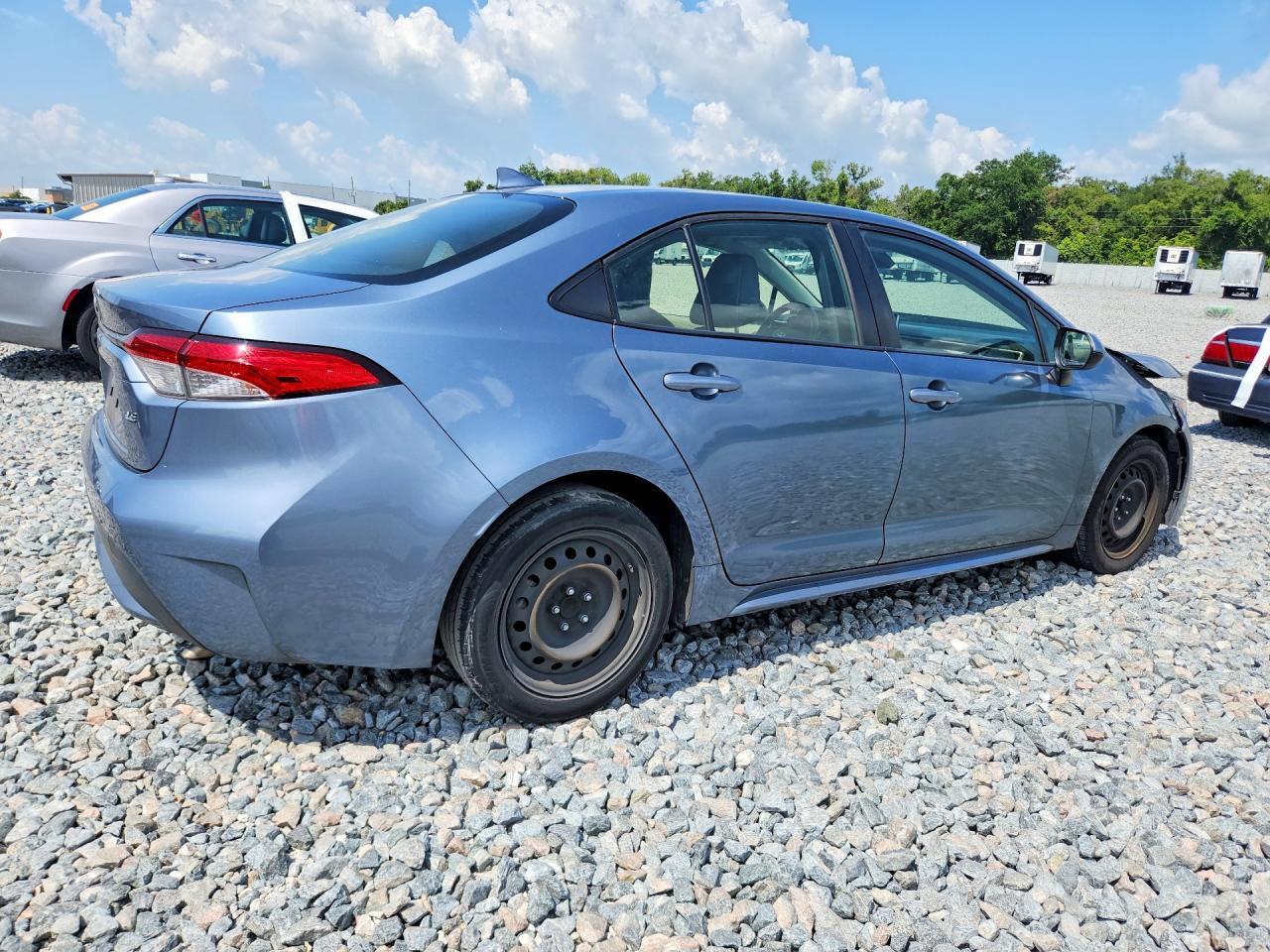 2020 Toyota Corolla Le - Фото 3