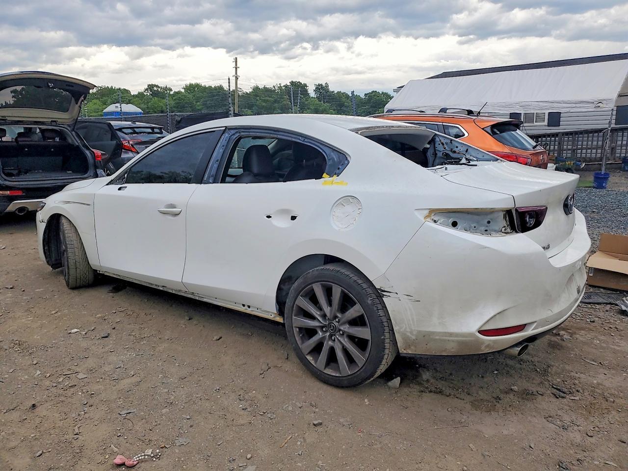 2023 Mazda 3 Select - Фото 2