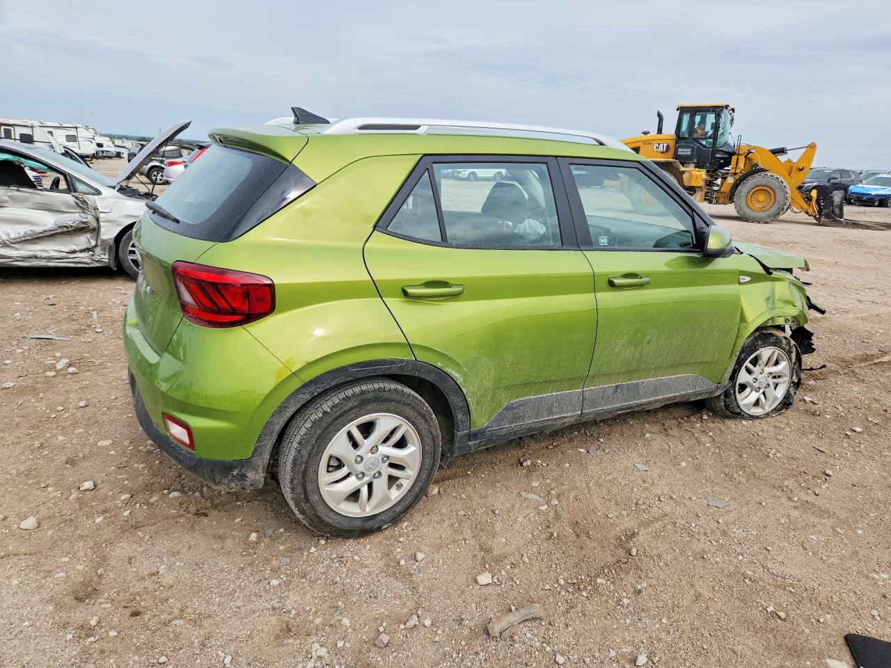 2020 Hyundai Venue Sel - Image 3