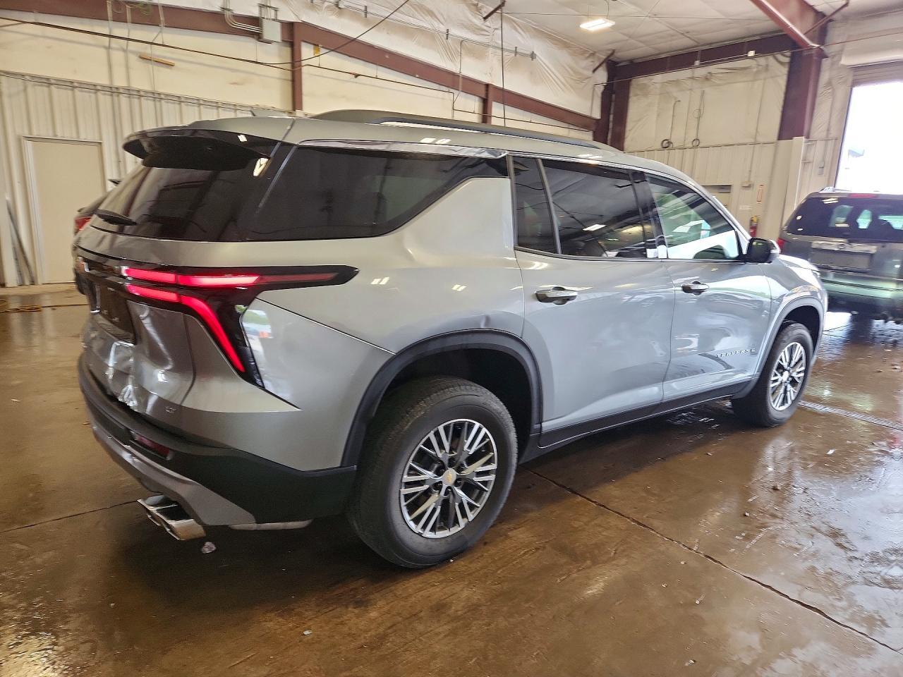 2024 Chevrolet Traverse Lt - Фото 3