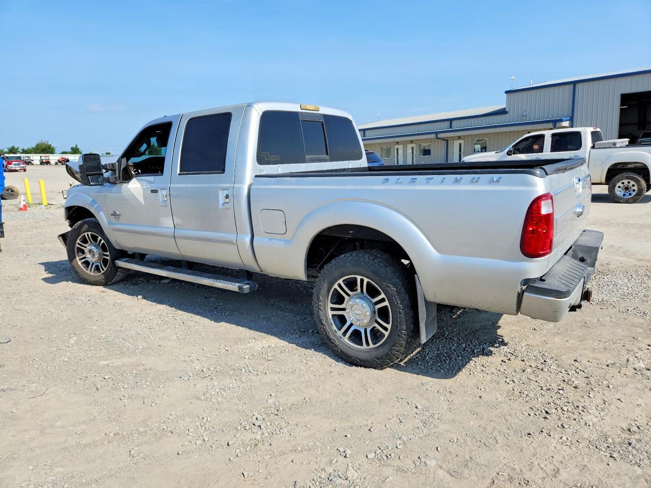 2013 Ford F250 Super Duty - Фото 2
