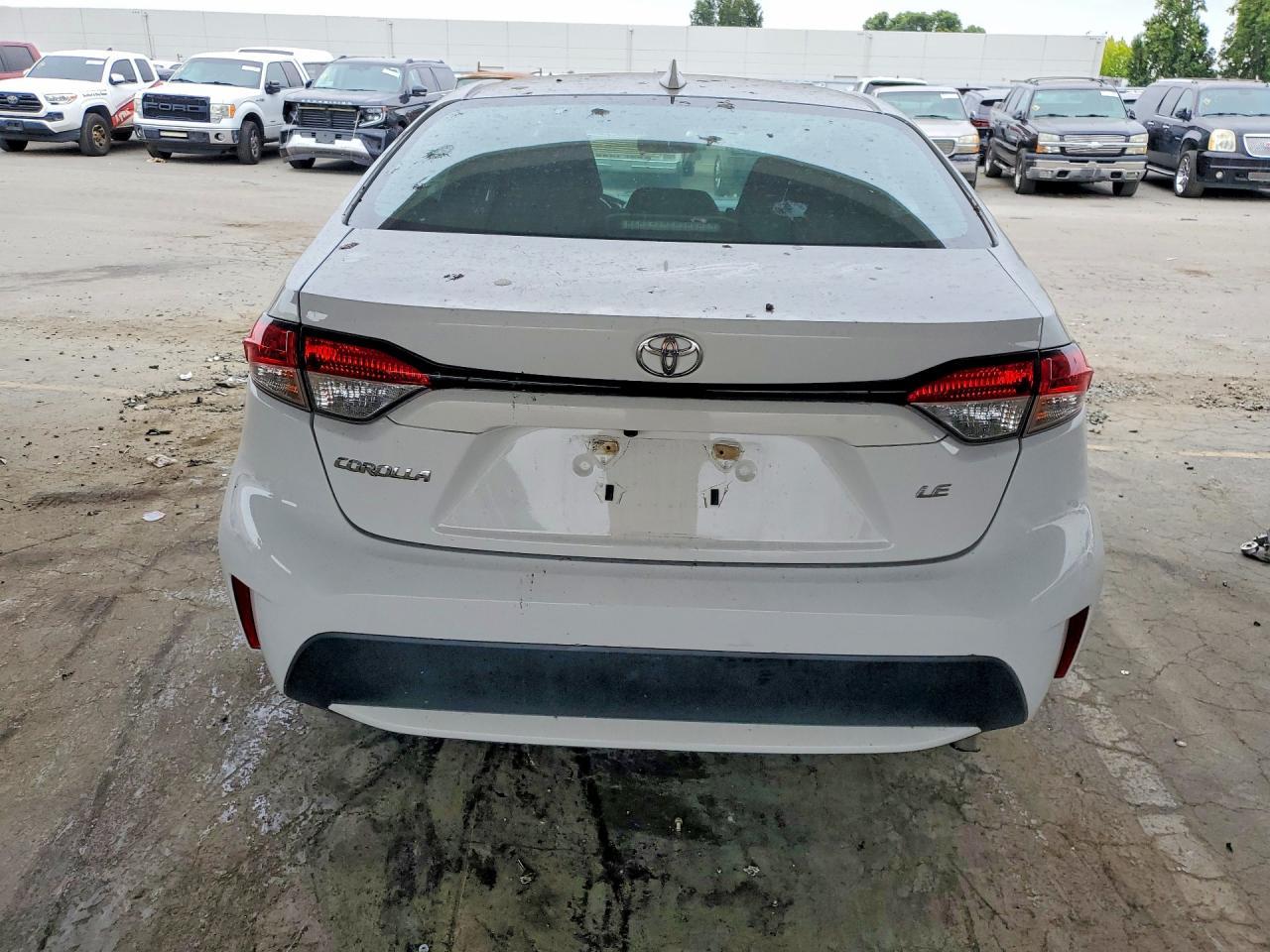 2021 Toyota Corolla Le - Image 6