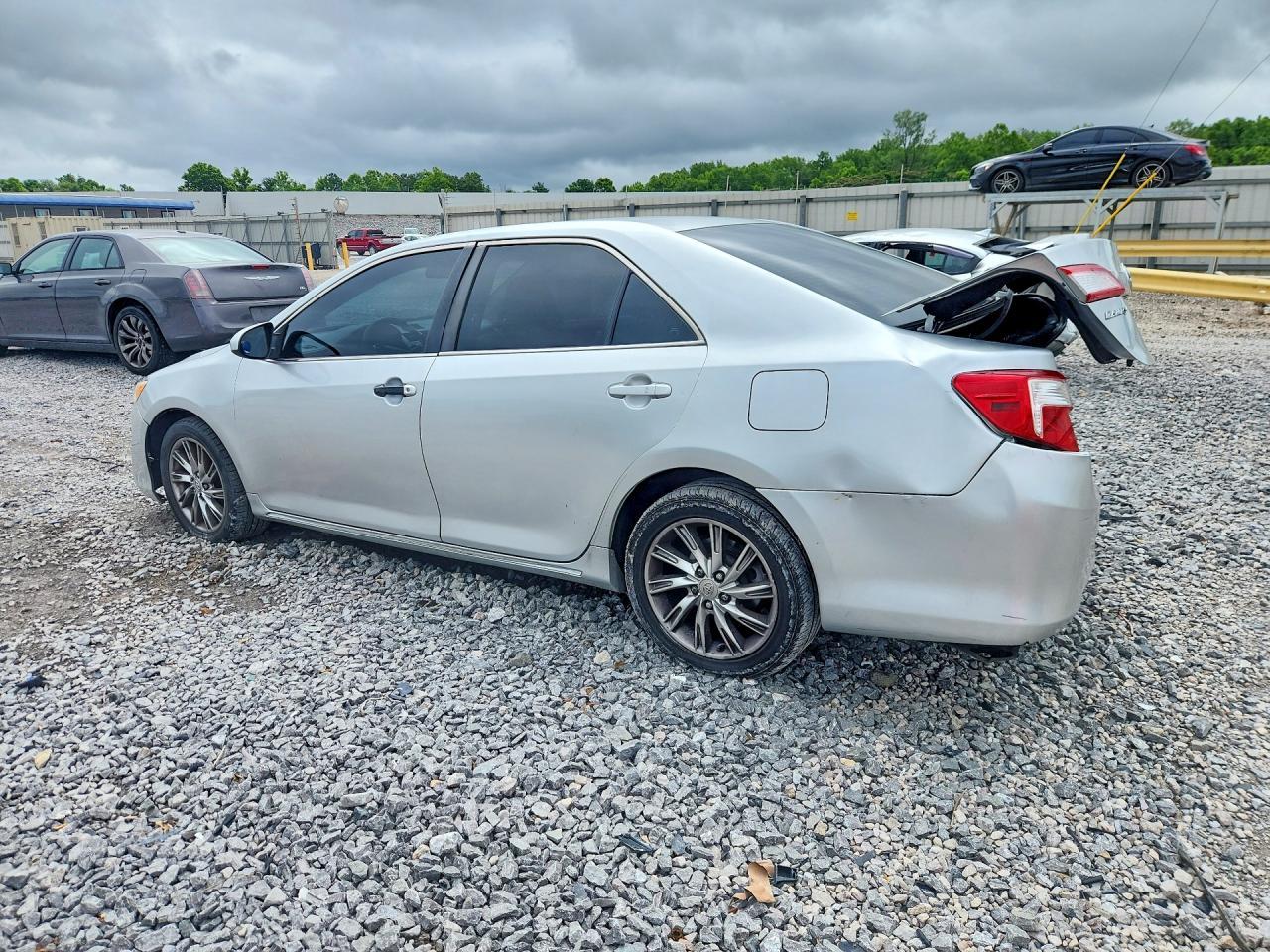 2012 Toyota Camry Le - Image 2