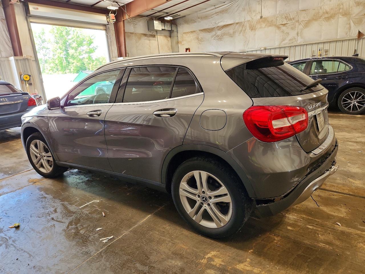 2019 Mercedes-Benz Gla 250 4Matic - Фото 2