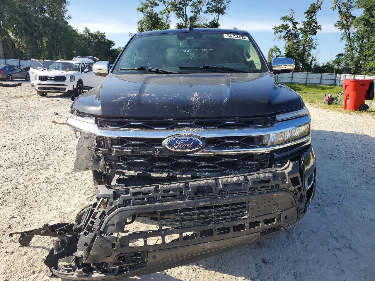 2022 Ford Expedition Limited - Image 5