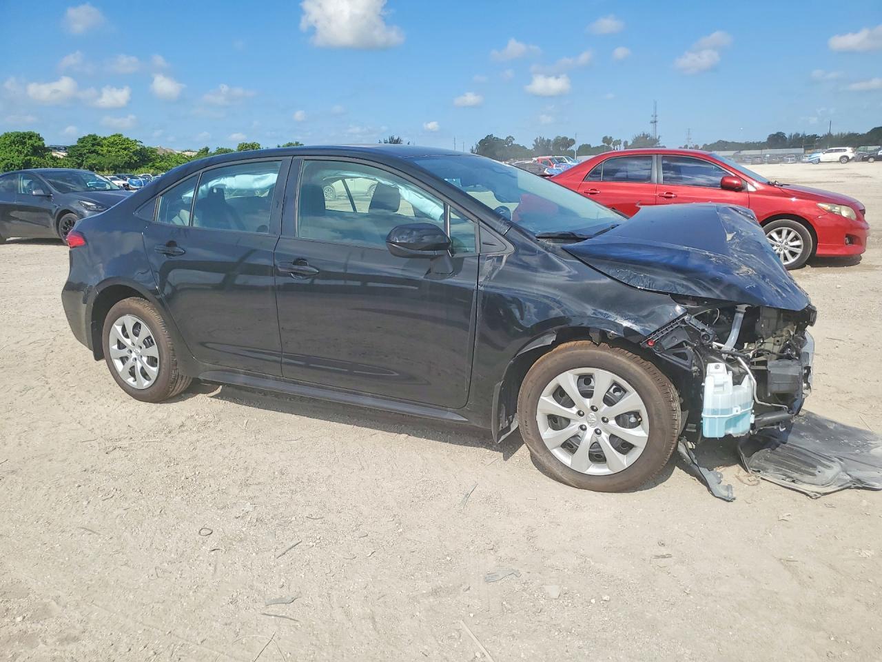 2026 Toyota Corolla Le - Фото 4
