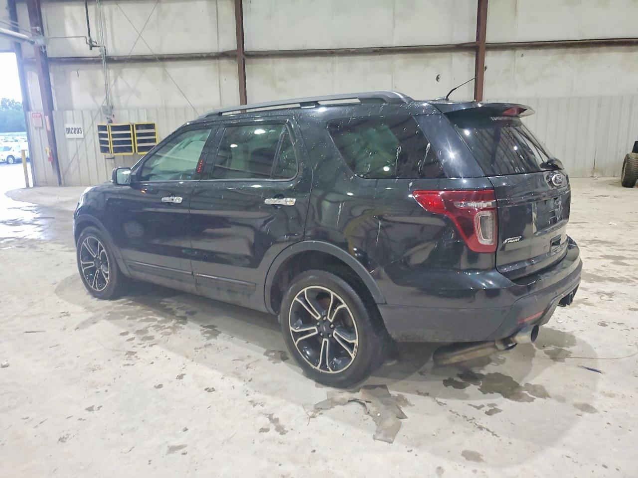 2013 Ford Explorer Sport - Фото 2
