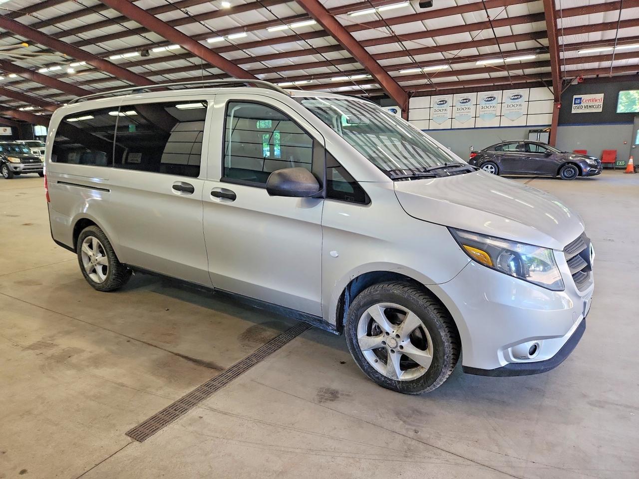 2016 Mercedes-Benz Metris - Фото 4