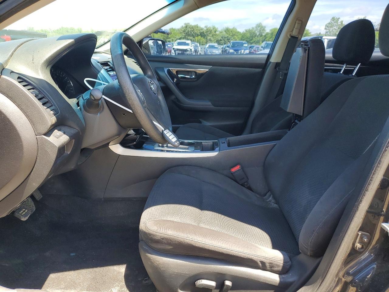 2014 Nissan Altima 2.5 S - Image 7