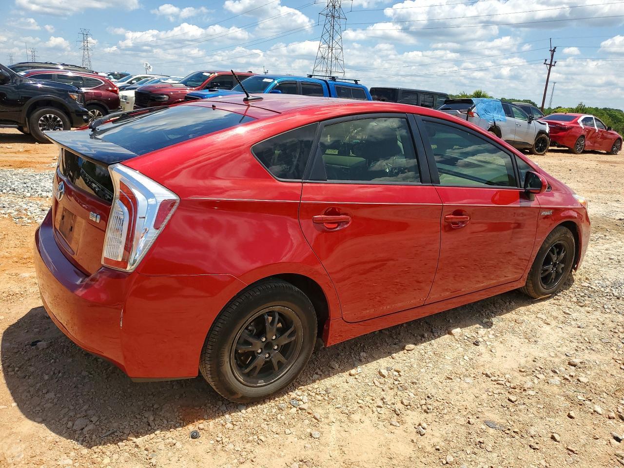 2013 Toyota Prius Three - Image 3