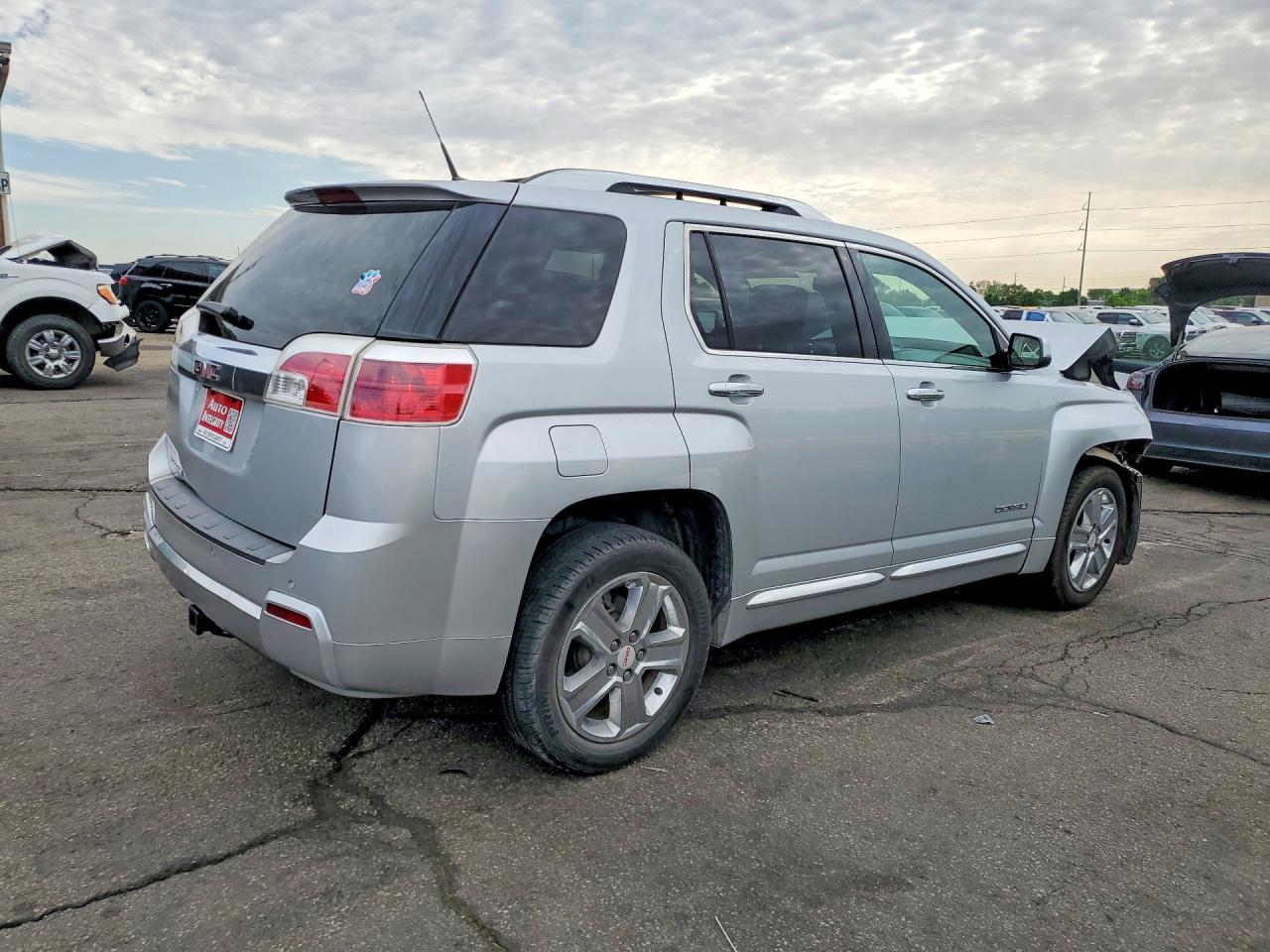 2013 GMC Terrain Denali - Image 3