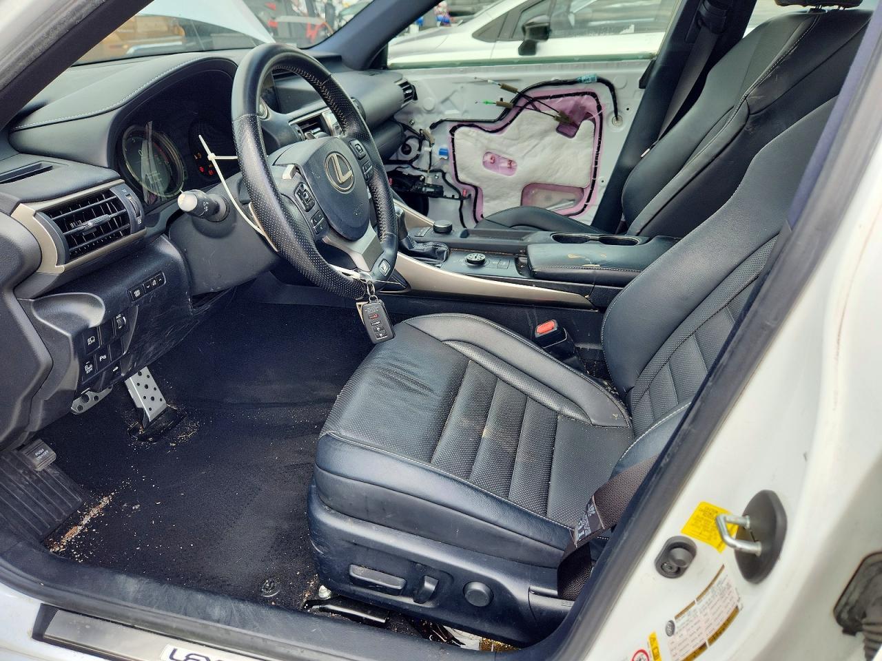 2019 Lexus Is 300 - Image 7