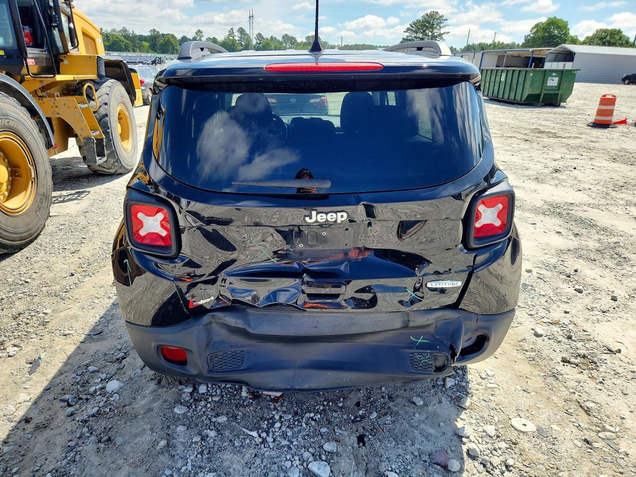 2019 Jeep Renegade Latitude - Image 6