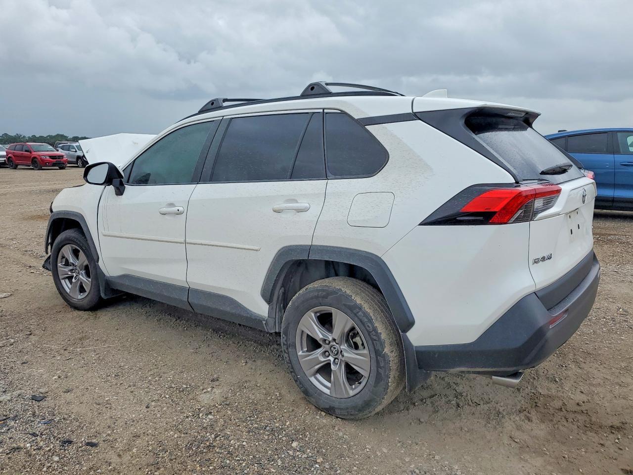 2022 Toyota Rav4 Xle - Фото 2