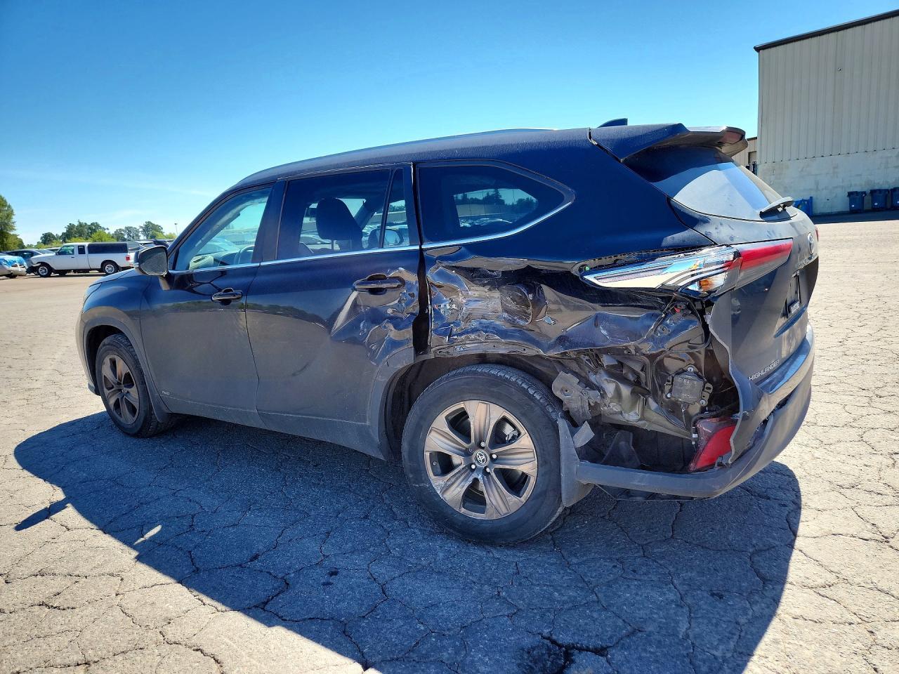 2023 Toyota Highlander Hybrid Bronze Edition - Фото 2