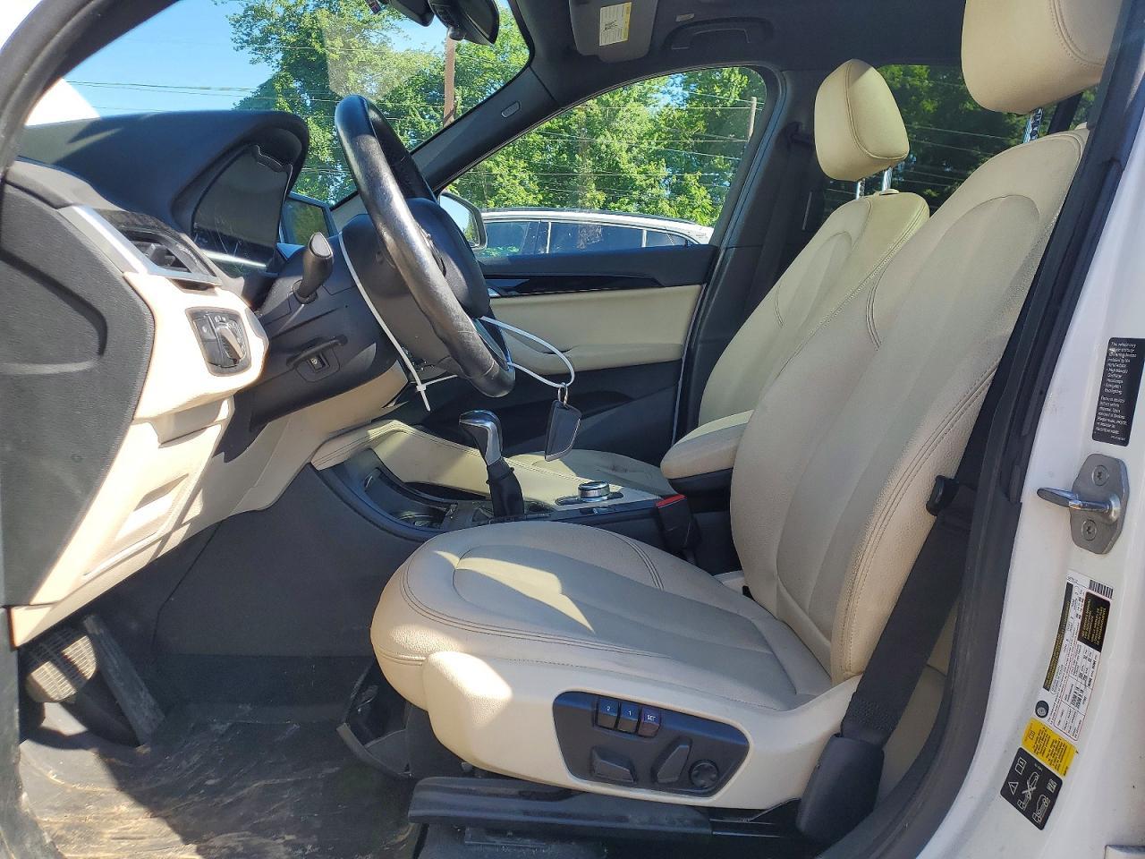 2017 BMW X1 xDrive28I - Фото 7