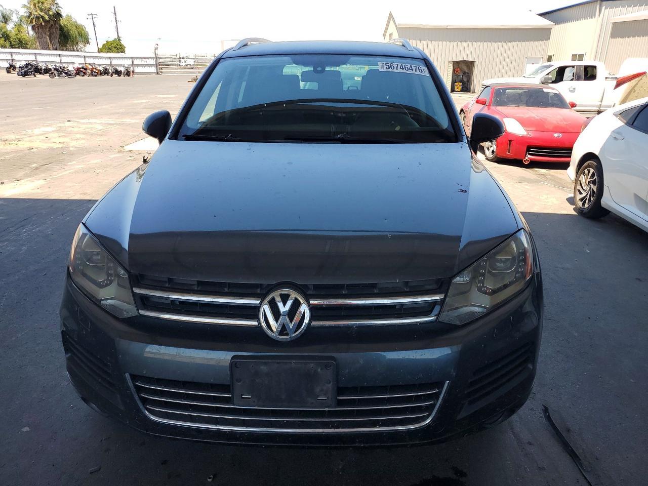 2013 Volkswagen Touareg V6 - Фото 5