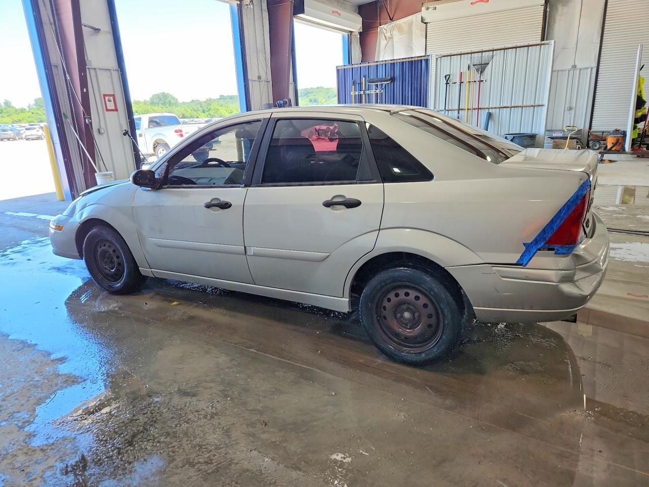 2004 Ford Focus Se Comfort - Фото 2