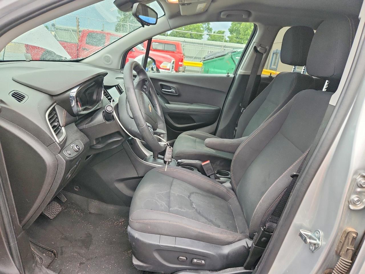 2017 Chevrolet Trax Ls - Image 7
