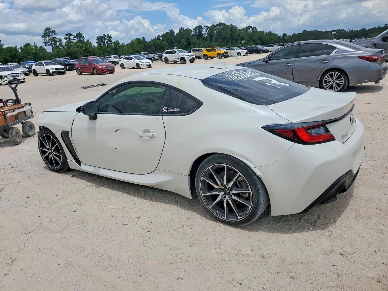 2023 Toyota Gr86 Base - Фото 2