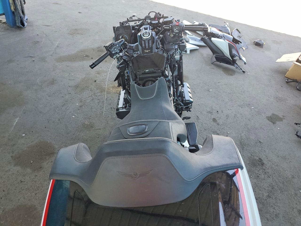 2024 Honda Gl1800 D - Фото 6