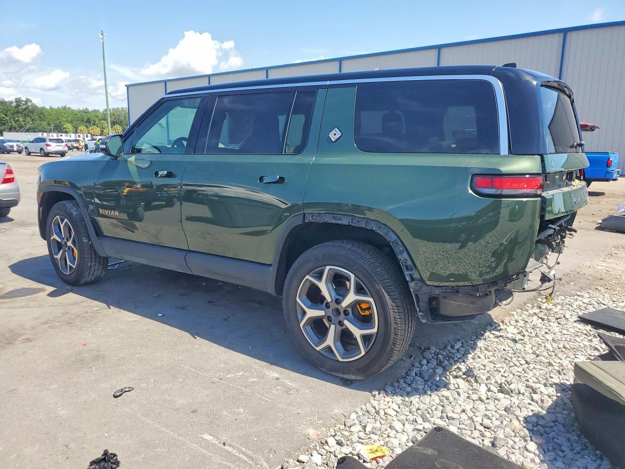 2023 Rivian R1S Adventure - Image 2
