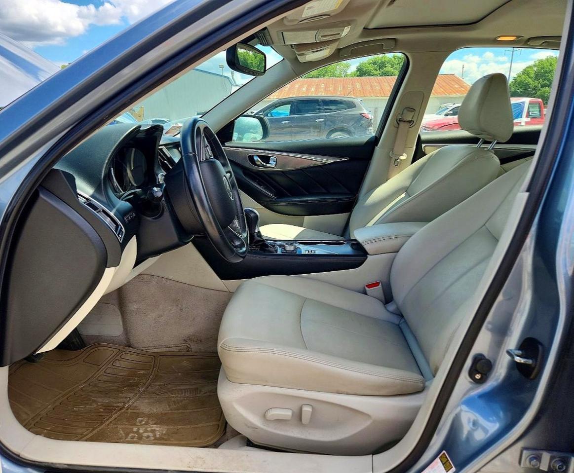 2017 Infiniti Q50 3.0T Signature Edition - Фото 7