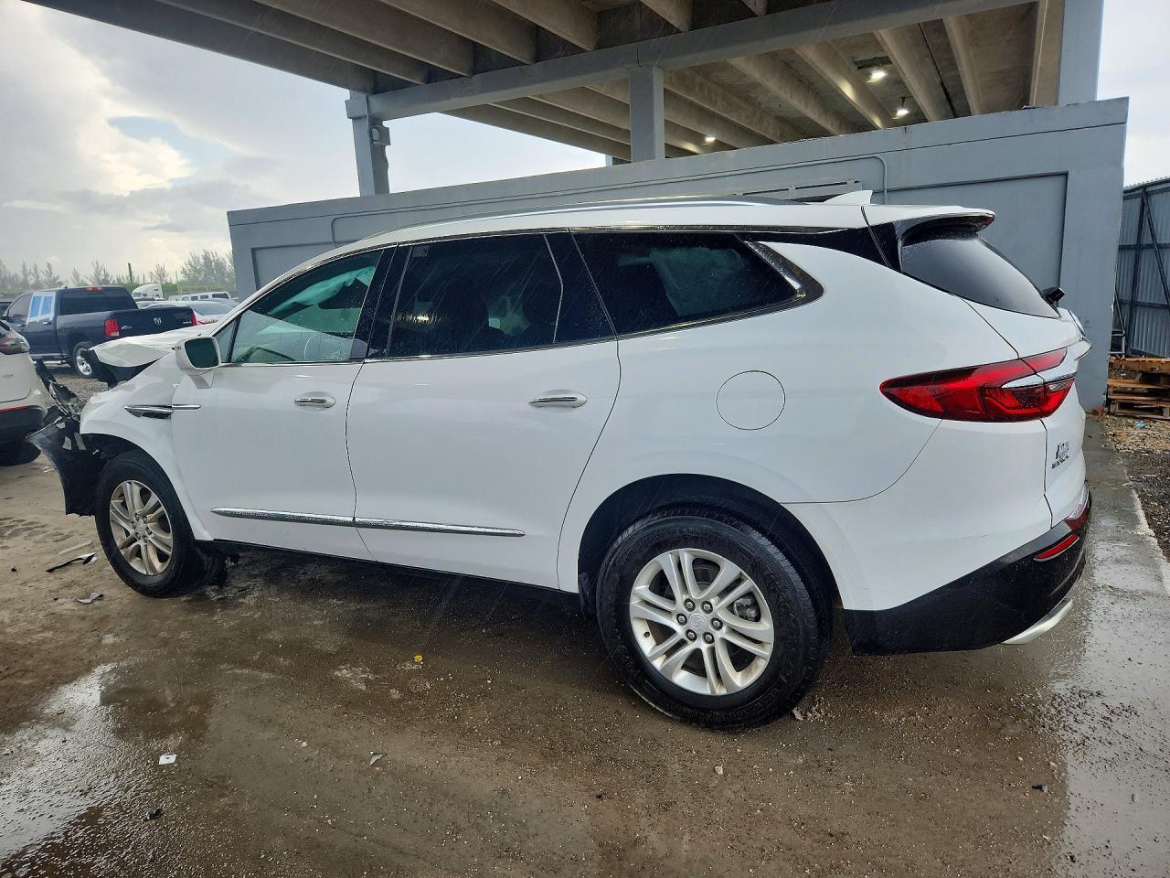 2018 Buick Enclave Essence - Фото 2