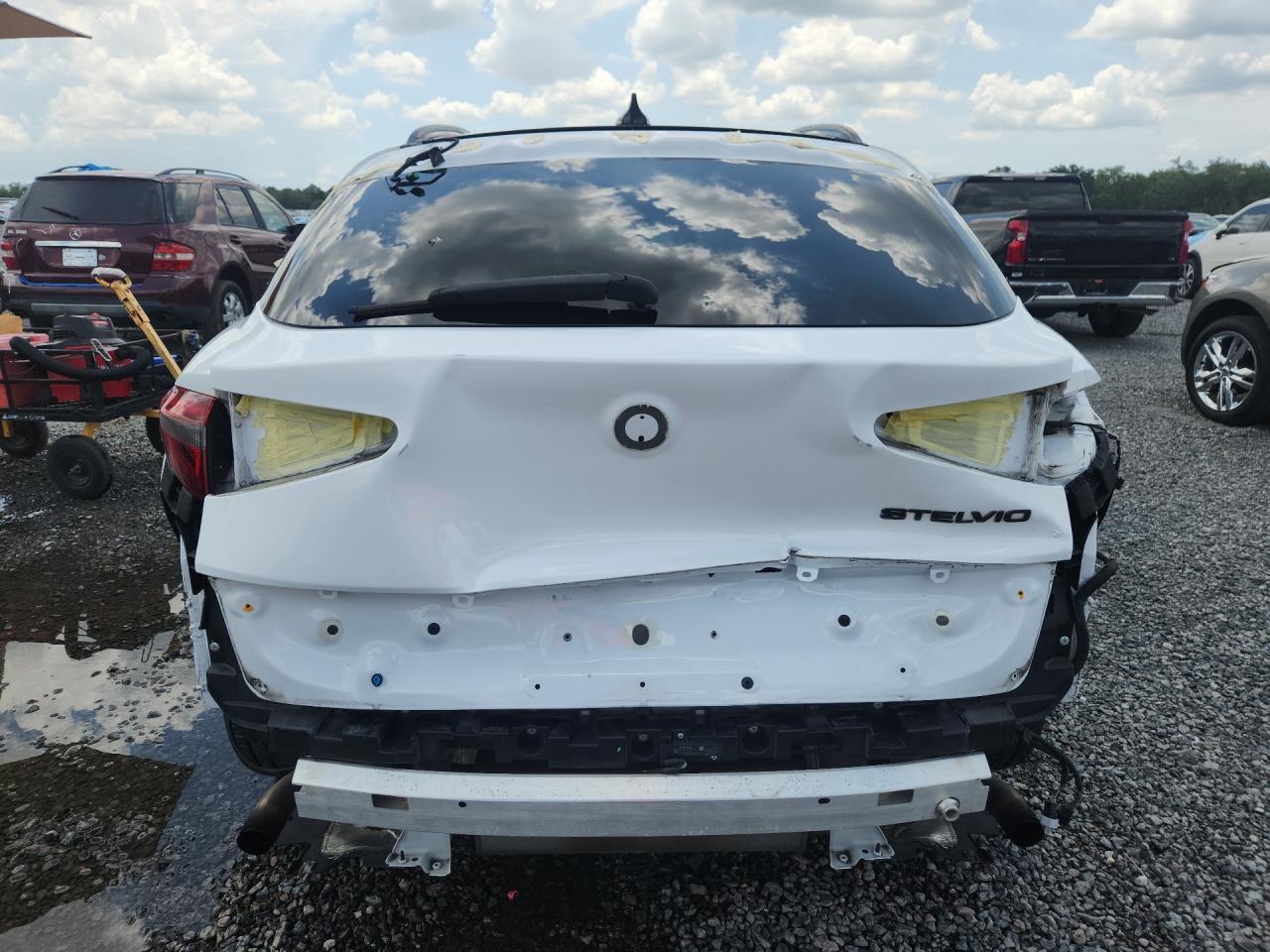 2020 Alfa Romeo Stelvio - Фото 6