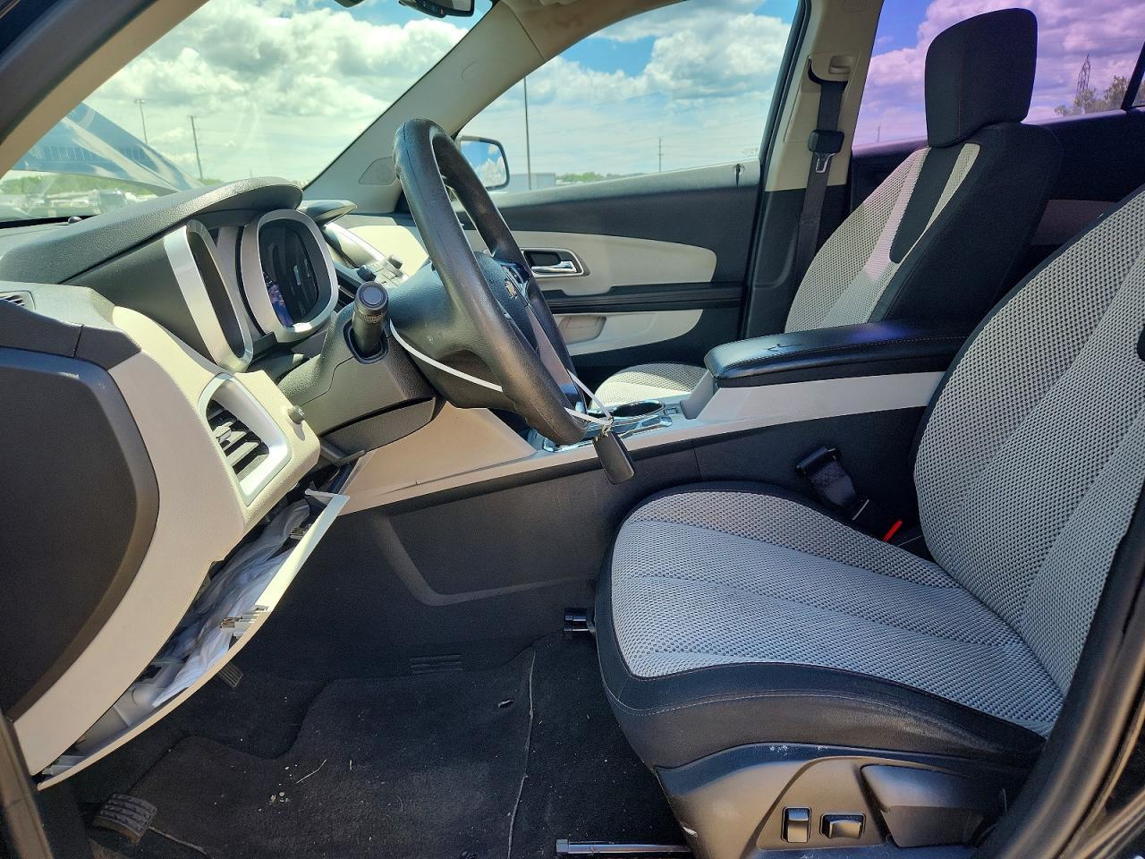 2017 Chevrolet Equinox Ls - Image 7