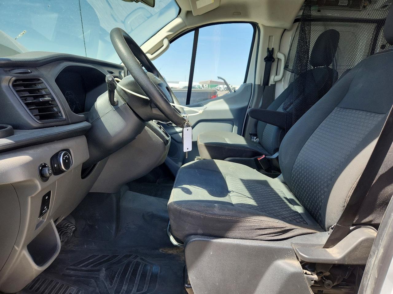 2021 Ford Transit 250 Delivery Van - Фото 7