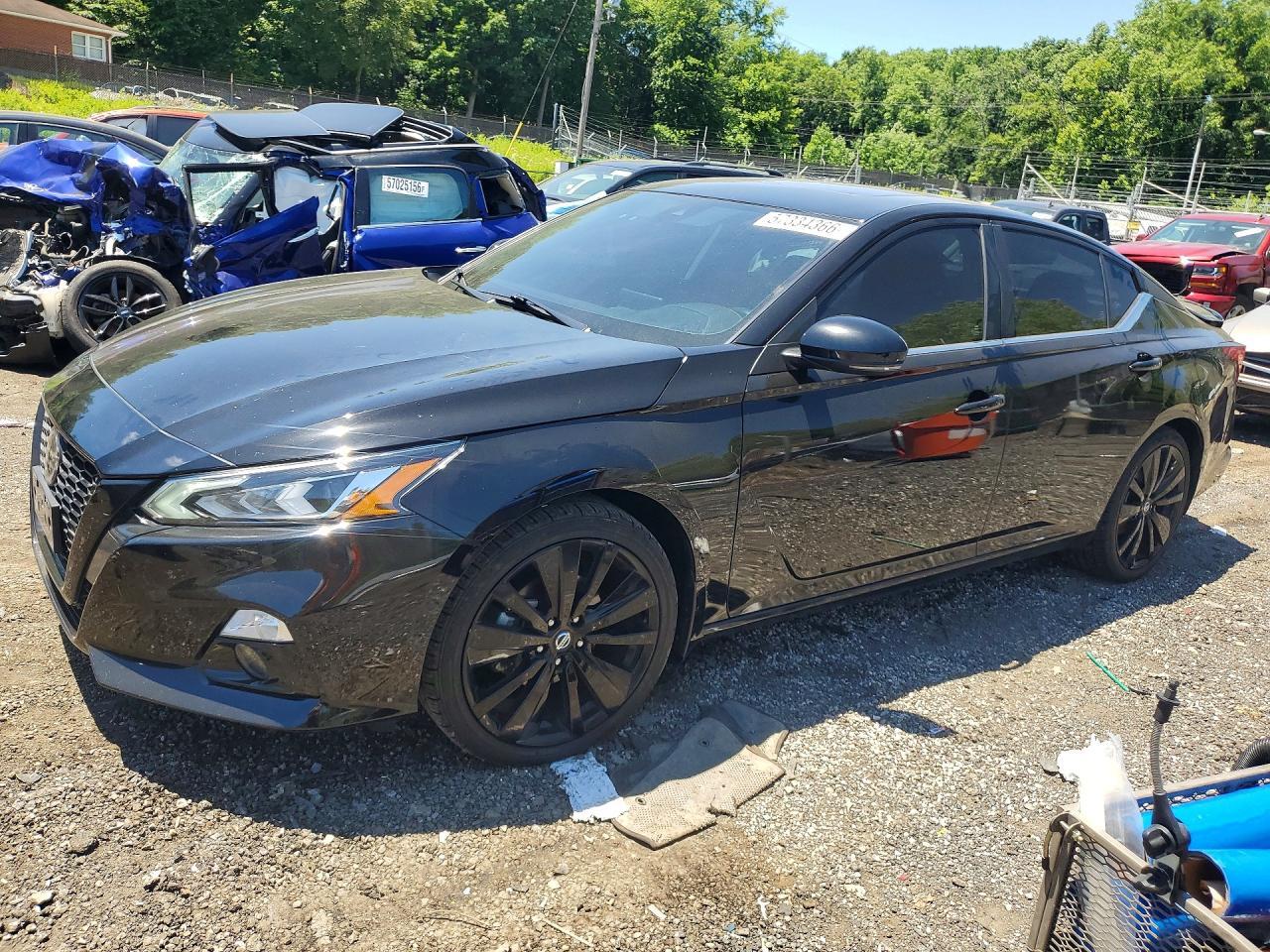 2022 Nissan Altima Sr