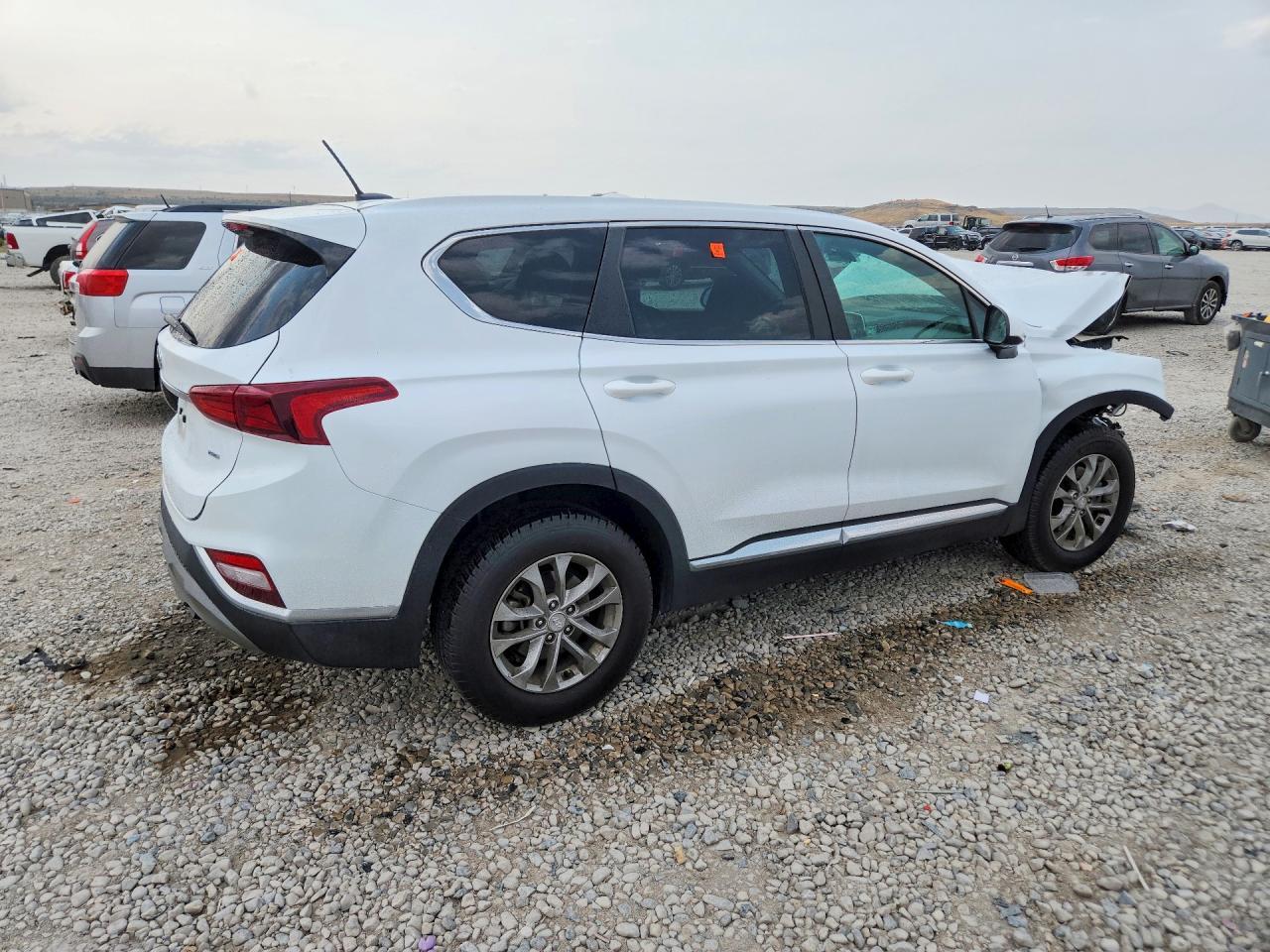 2019 Hyundai Santa Fe Se - Image 3
