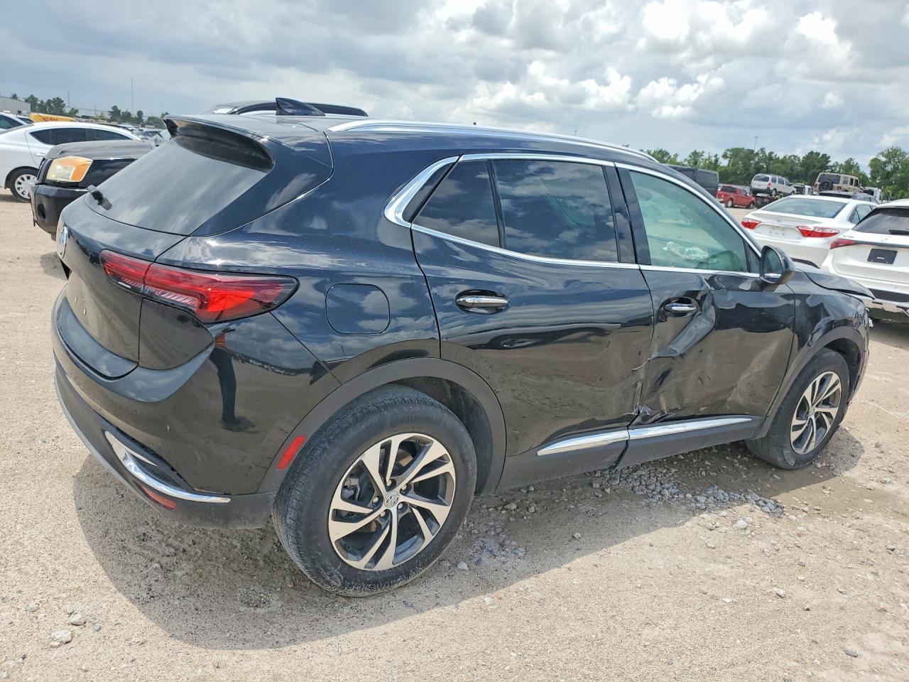 2023 Buick Envision Essence - Image 3