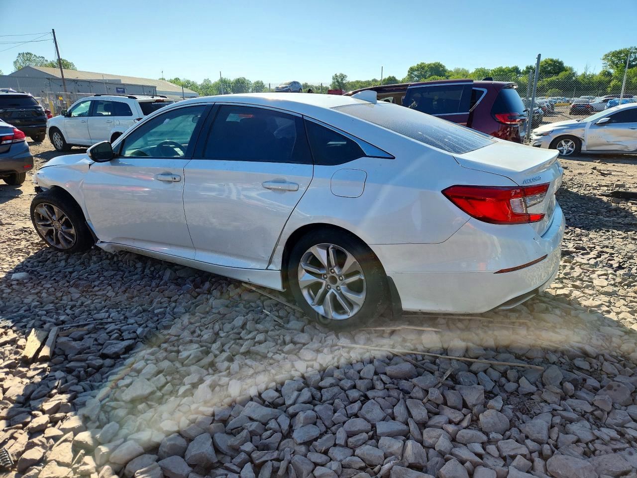 2018 Honda Accord Lx - Фото 2